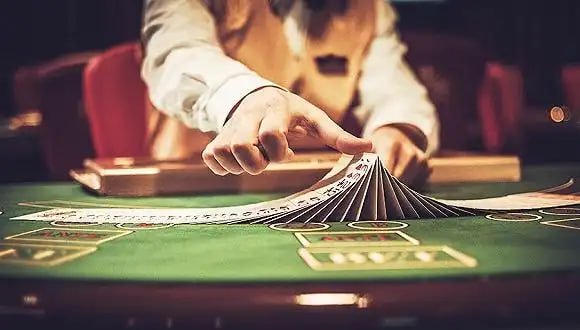 Filipino sports fan checking betting odds on scatter free mobile browser